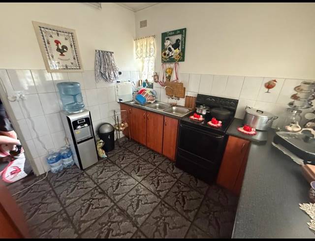 3 BEDROOM HOUSE FOR SALE IN VANDERBIJLPARK CW 4